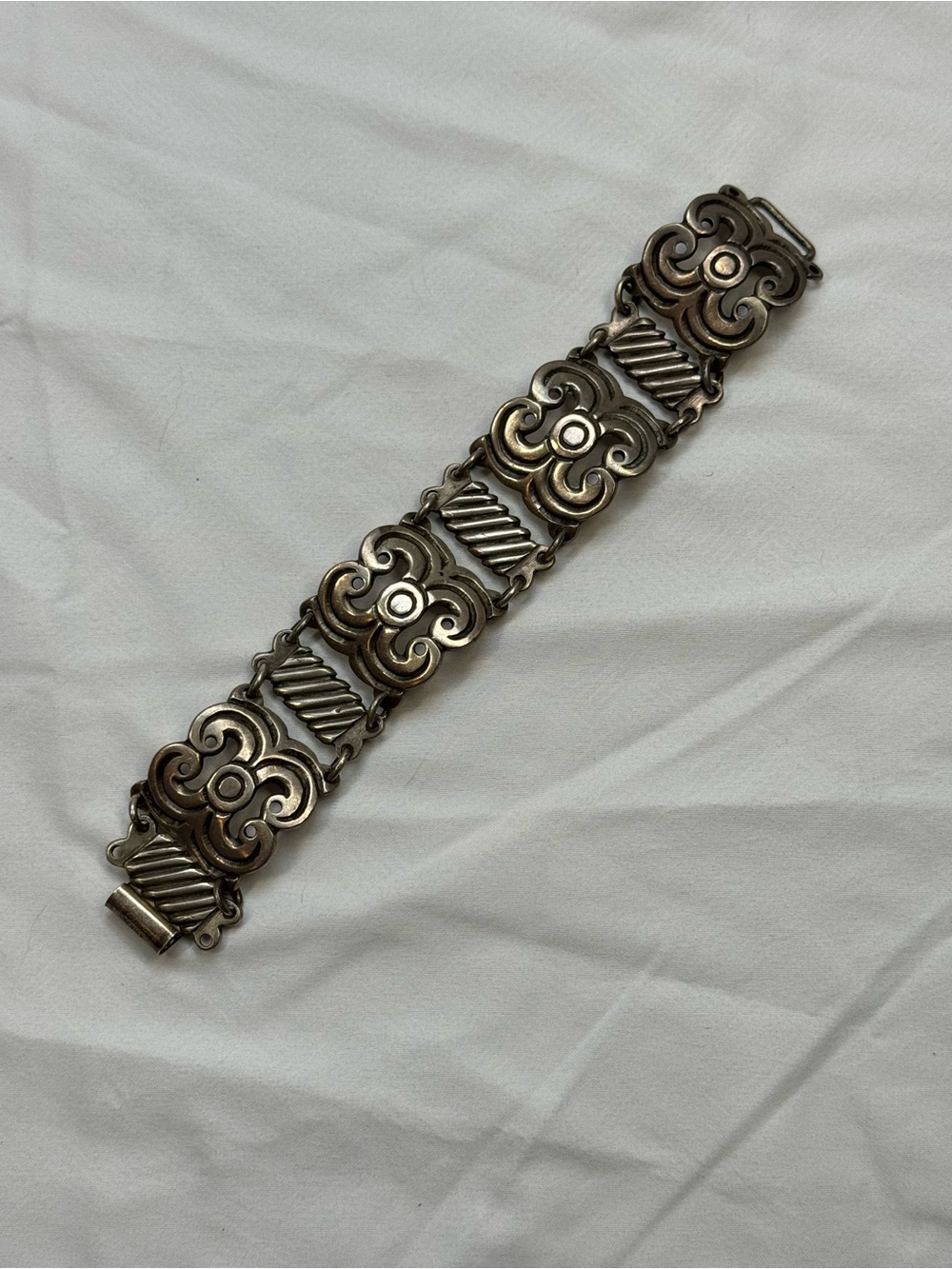 Vintage Mexican Sterling Silver 925 Bracelet 69 grams 8” Statement Western Link - Picture 2 of 11